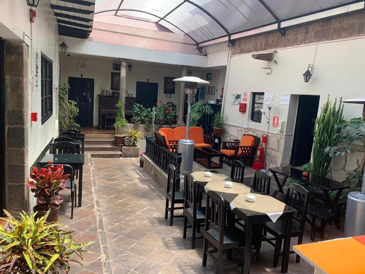Pensão Golden House 3*